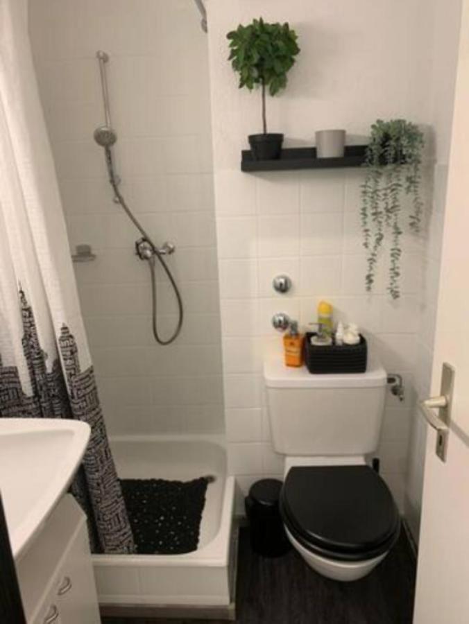 Lovely 1-Bedroom Vacation Studio Apartment With Pool And Sauna Laax Exterior foto